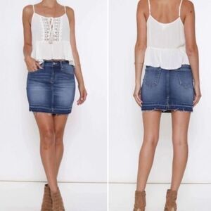 KanCan Size 26 Waist Zuma Frayed Raw Hem Denim Jean Skirt